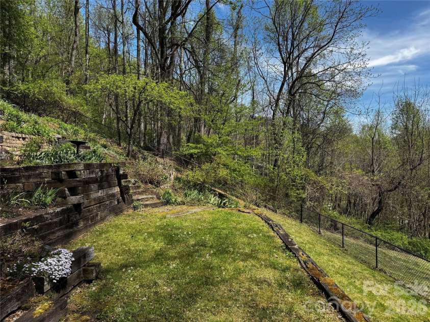 1618 Walnut Creek Road, Waynesville, NC 28786.  MLS# CAR4370470, YatesRealty ID 30649. 