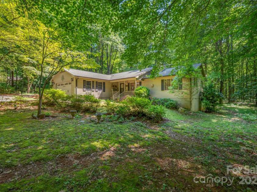 144 Beechwood Drive, Columbus, NC 28722.  MLS# CAR4277729, YatesRealty ID 3065. 