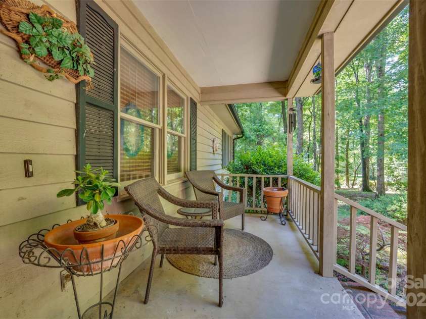 144 Beechwood Drive, Columbus, NC 28722.  MLS# CAR4277729, YatesRealty ID 3065. 