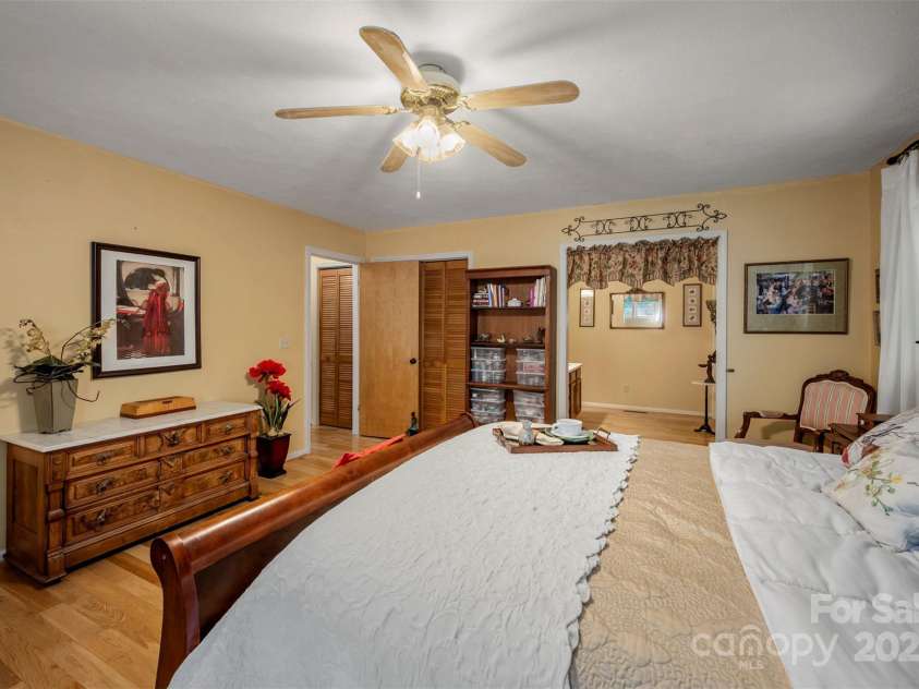 144 Beechwood Drive, Columbus, NC 28722.  MLS# CAR4277729, YatesRealty ID 3065. 
