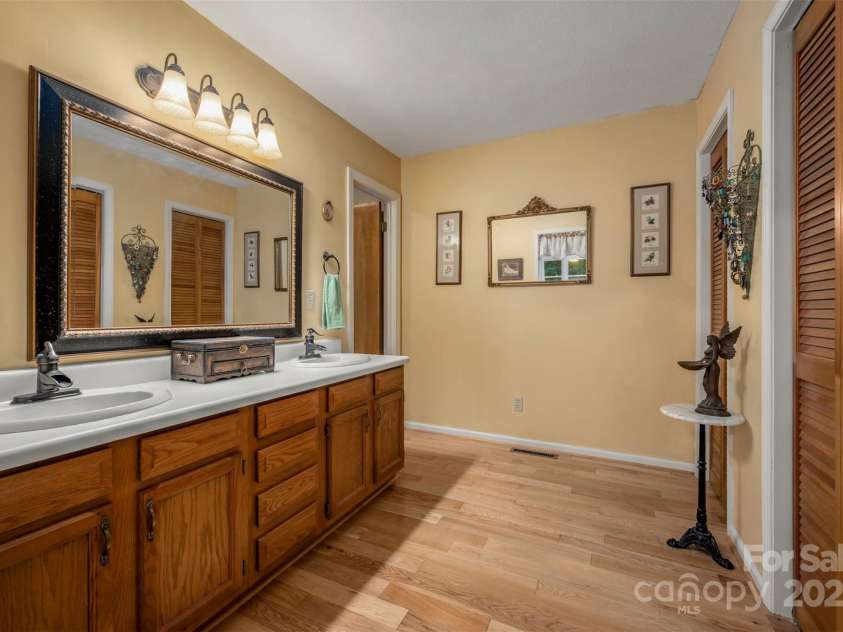 144 Beechwood Drive, Columbus, NC 28722.  MLS# CAR4277729, YatesRealty ID 3065. 