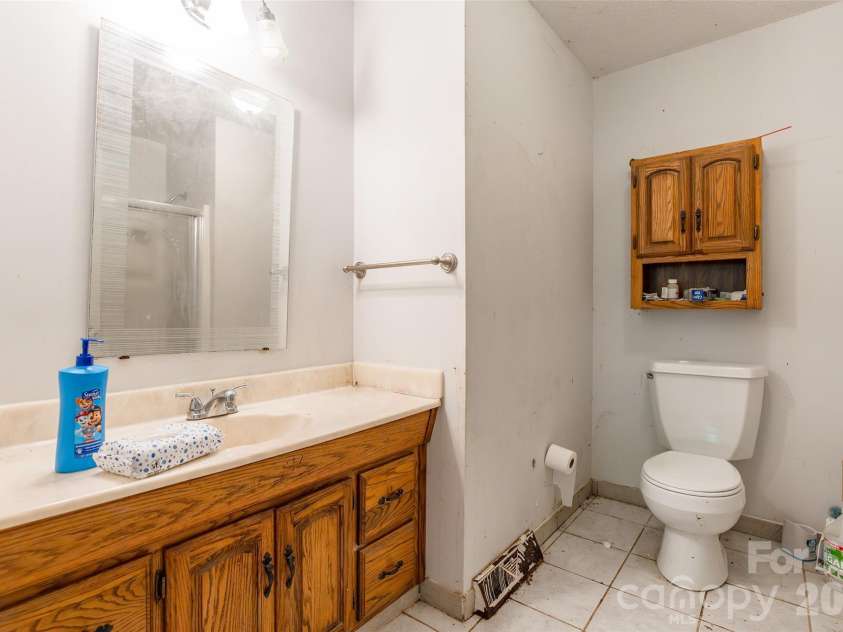 1820 Brian Kelly Lane, Fort Mill, SC 29708.  MLS# CAR4388377, YatesRealty ID 30651. 