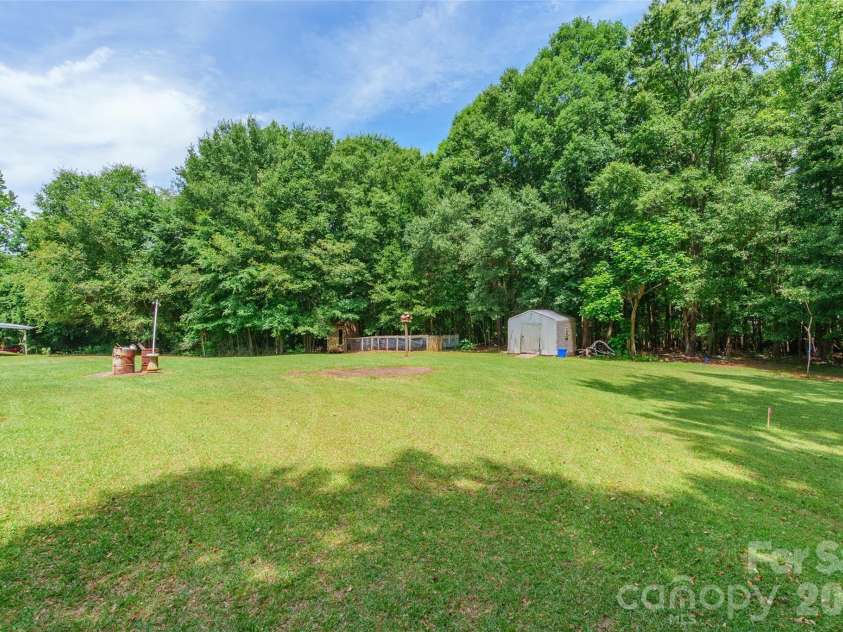 1820 Brian Kelly Lane, Fort Mill, SC 29708.  MLS# CAR4388377, YatesRealty ID 30651. 