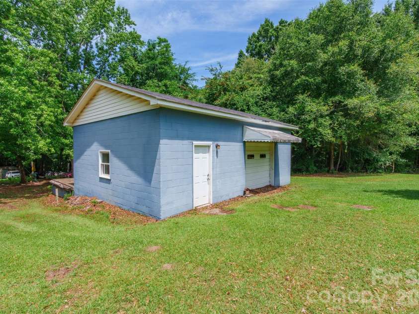 1820 Brian Kelly Lane, Fort Mill, SC 29708.  MLS# CAR4388377, YatesRealty ID 30651. 
