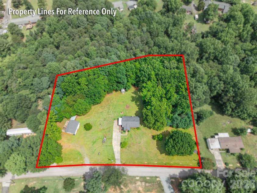 1820 Brian Kelly Lane, Fort Mill, SC 29708.  MLS# CAR4388377, YatesRealty ID 30651. 