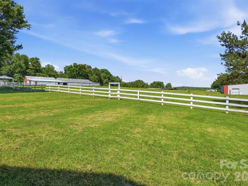 1019 Clack A Drome Drive, Chester, SC 29706.  MLS# CAR4389860, YatesRealty ID 30652. 