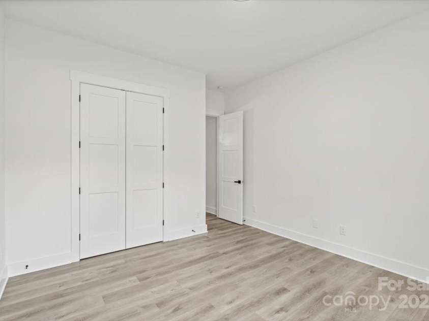 1678 Sharon Lane, Lancaster, SC 29720.  MLS# CAR4276255, YatesRealty ID 30652. 