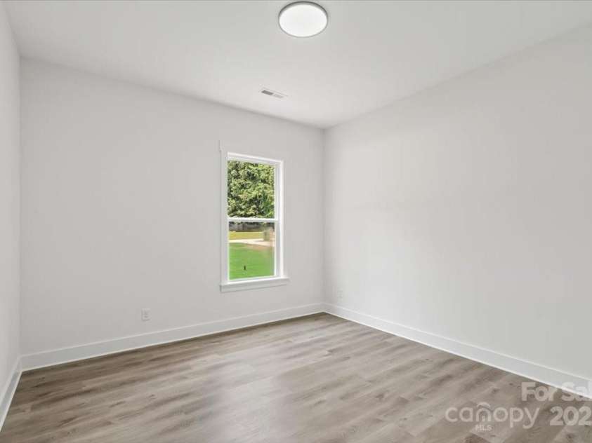 1678 Sharon Lane, Lancaster, SC 29720.  MLS# CAR4276255, YatesRealty ID 30652. 