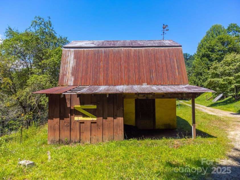 11895 Canada Road, Tuckasegee, NC 28783.  MLS# CAR4286205, YatesRealty ID 30653. 