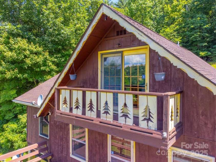 11895 Canada Road, Tuckasegee, NC 28783.  MLS# CAR4286205, YatesRealty ID 30653. 