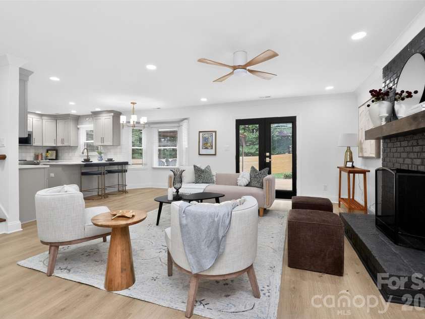 1943 Watlington Drive, Charlotte, NC 28270.  MLS# CAR4388699, YatesRealty ID 30653. 