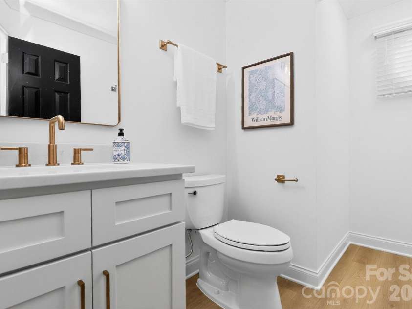1943 Watlington Drive, Charlotte, NC 28270.  MLS# CAR4388699, YatesRealty ID 30653. 