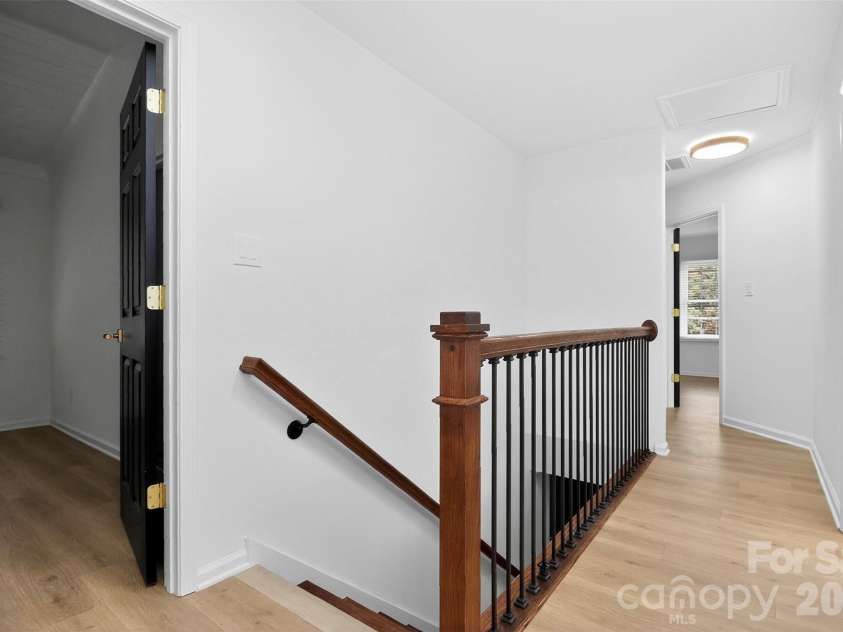 1943 Watlington Drive, Charlotte, NC 28270.  MLS# CAR4388699, YatesRealty ID 30653. 