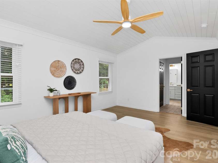 1943 Watlington Drive, Charlotte, NC 28270.  MLS# CAR4388699, YatesRealty ID 30653. 