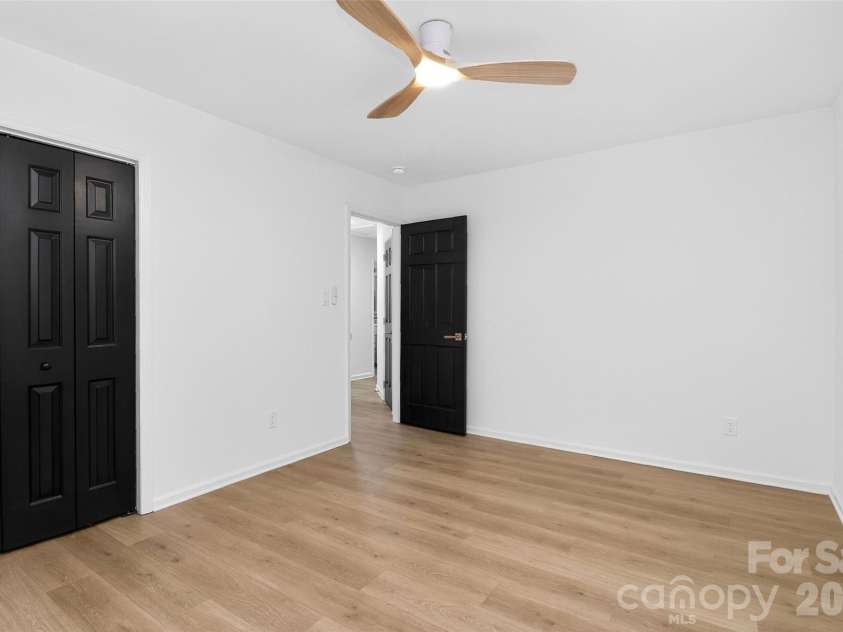 1943 Watlington Drive, Charlotte, NC 28270.  MLS# CAR4388699, YatesRealty ID 30653. 