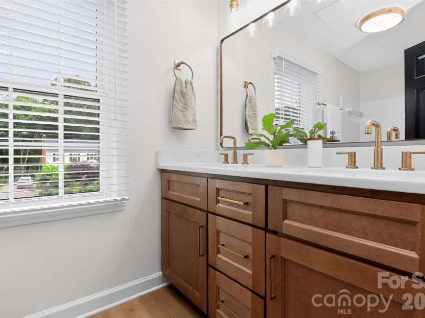 1943 Watlington Drive, Charlotte, NC 28270.  MLS# CAR4388699, YatesRealty ID 30653. 