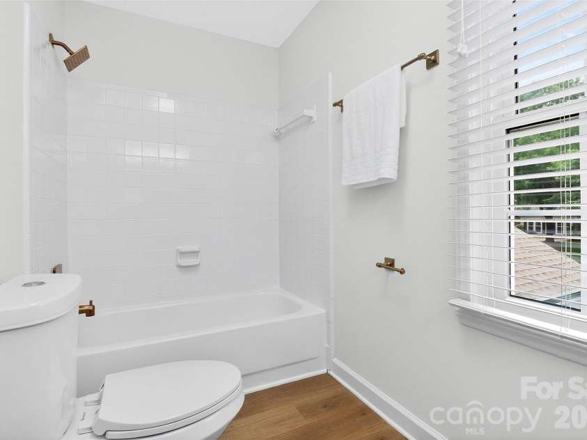 1943 Watlington Drive, Charlotte, NC 28270.  MLS# CAR4388699, YatesRealty ID 30653. 
