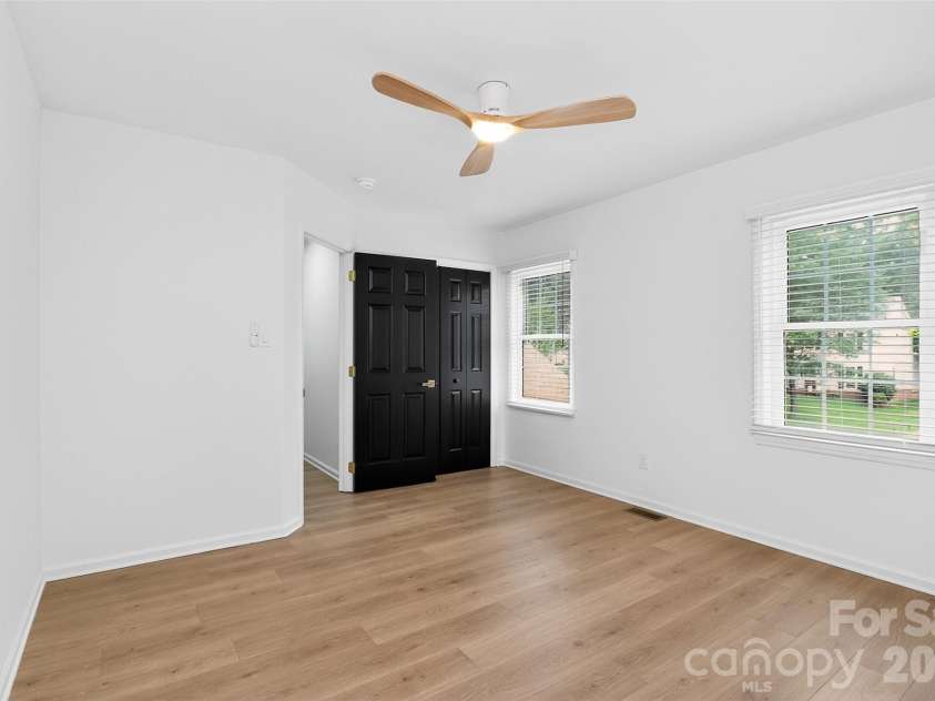 1943 Watlington Drive, Charlotte, NC 28270.  MLS# CAR4388699, YatesRealty ID 30653. 