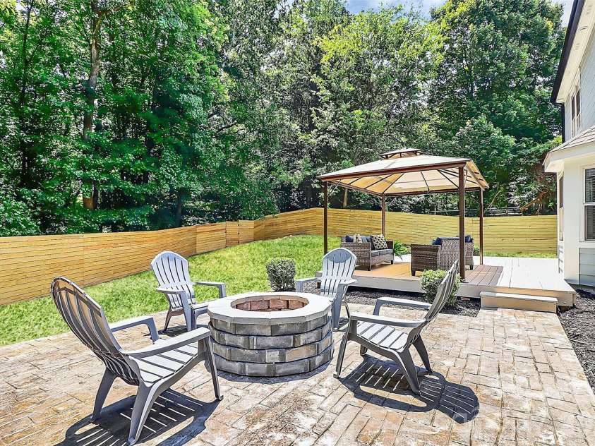 1943 Watlington Drive, Charlotte, NC 28270.  MLS# CAR4388699, YatesRealty ID 30653. 