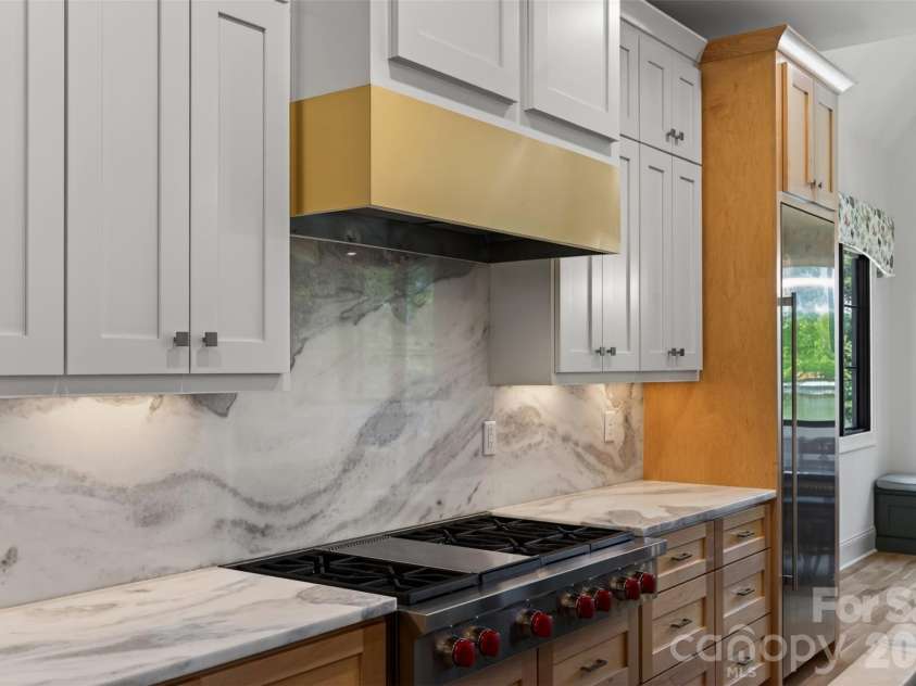3252 Ashwood Park Drive, Belmont, NC 28012.  MLS# CAR4390997, YatesRealty ID 30654. 