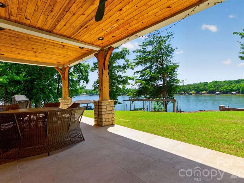 3252 Ashwood Park Drive, Belmont, NC 28012.  MLS# CAR4390997, YatesRealty ID 30654. 