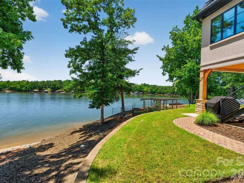 3252 Ashwood Park Drive, Belmont, NC 28012.  MLS# CAR4390997, YatesRealty ID 30654. 