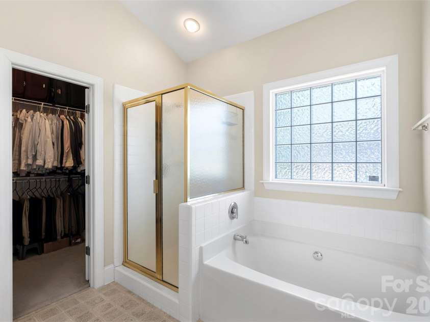 4006 Jubilee Court, Concord, NC 28027.  MLS# CAR4363916, YatesRealty ID 30656. 