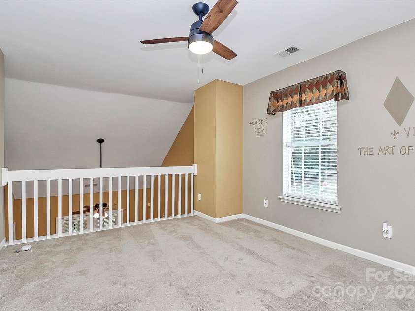 4580 Antelope Lane, Charlotte, NC 28269.  MLS# CAR4277869, YatesRealty ID 30656. 