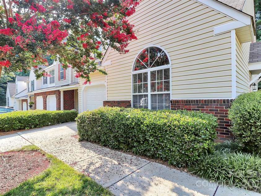 4580 Antelope Lane, Charlotte, NC 28269.  MLS# CAR4277869, YatesRealty ID 30656. 