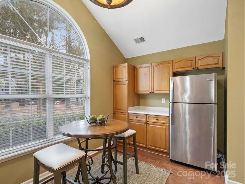 4580 Antelope Lane, Charlotte, NC 28269.  MLS# CAR4277869, YatesRealty ID 30656. 