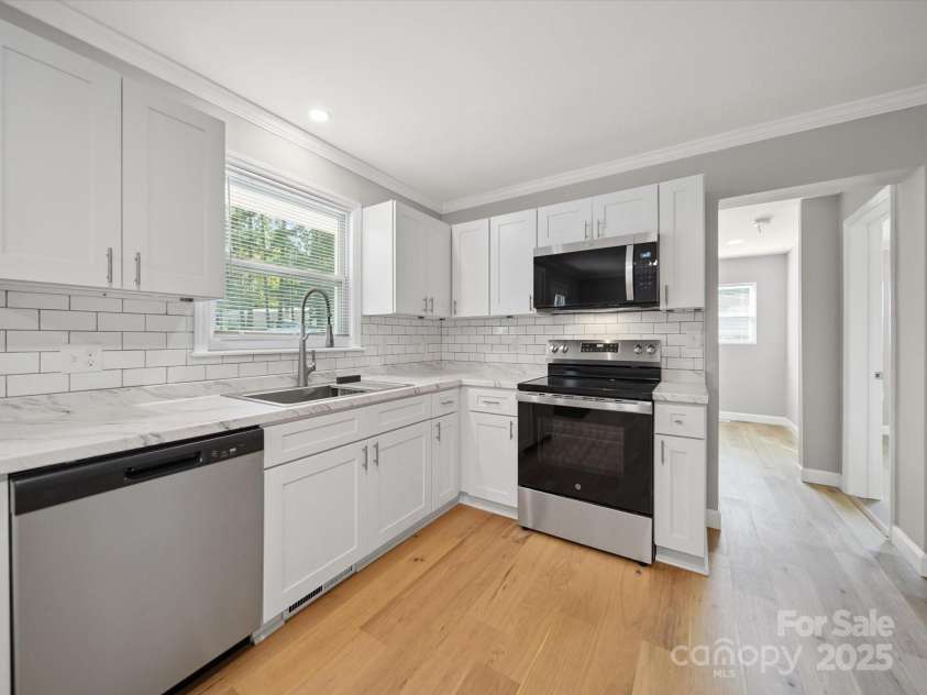 15 Woodland Drive, Polkton, NC 28135.  MLS# CAR4285291, YatesRealty ID 30657. 