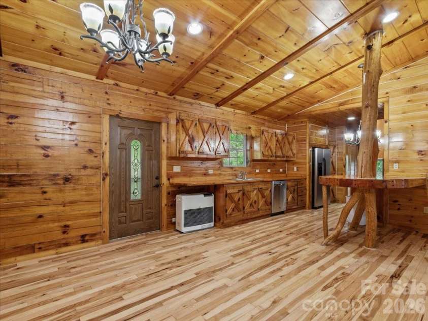 439 Upper Pig Pen Road, Green Mountain, NC 28740.  MLS# CAR4392353, YatesRealty ID 30658. 