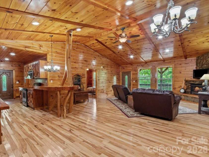 439 Upper Pig Pen Road, Green Mountain, NC 28740.  MLS# CAR4392353, YatesRealty ID 30658. 