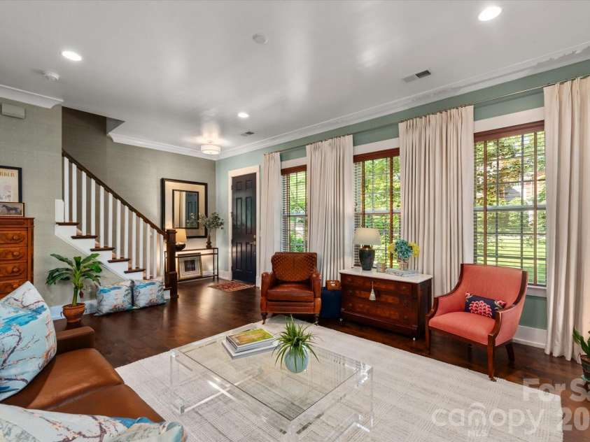 3702 Selwyn Avenue, Charlotte, NC 28209.  MLS# CAR4389683, YatesRealty ID 30659. 
