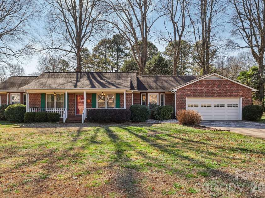 1757 Hyatt Avenue, Rock Hill, SC 29732.  MLS# CAR4339830, YatesRealty ID 3066. 