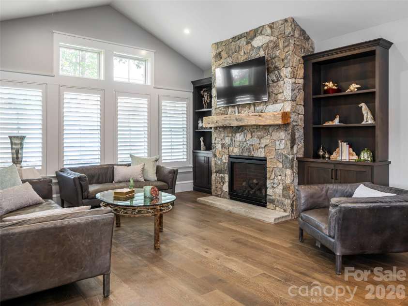 10 Starwood Valley Trail, Arden, NC 28704.  MLS# CAR4376405, YatesRealty ID 30660. Open Floorplan