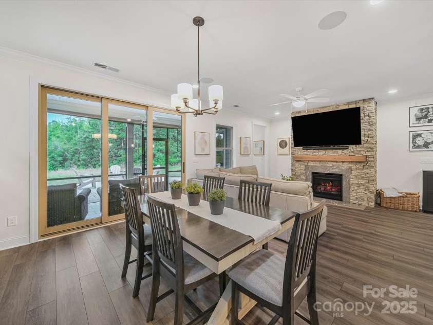 6063 Pier Drive, Denver, NC 28037.  MLS# CAR4286335, YatesRealty ID 30660. 