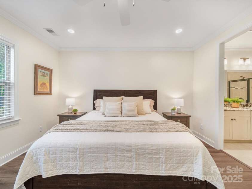 6063 Pier Drive, Denver, NC 28037.  MLS# CAR4286335, YatesRealty ID 30660. Primary bedroom