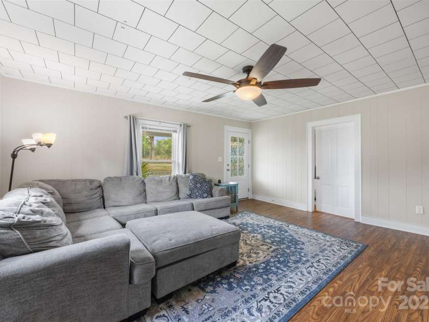 605 Old North Main Street, Clover, SC 29710.  MLS# CAR4288933, YatesRealty ID 30661. 