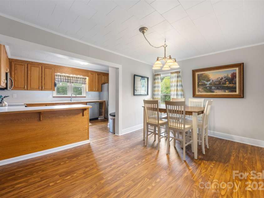 605 Old North Main Street, Clover, SC 29710.  MLS# CAR4288933, YatesRealty ID 30661. 