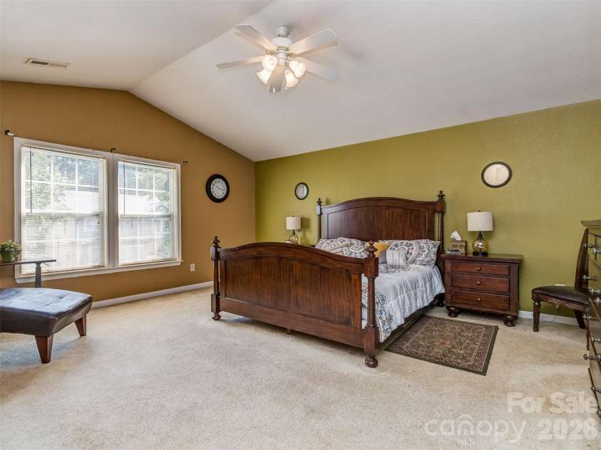 7829 Ponderosa Pine Lane, Charlotte, NC 28215.  MLS# CAR4388248, YatesRealty ID 30661. 