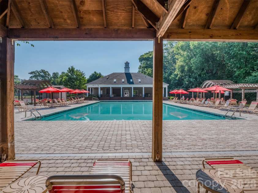 7829 Ponderosa Pine Lane, Charlotte, NC 28215.  MLS# CAR4388248, YatesRealty ID 30661. 