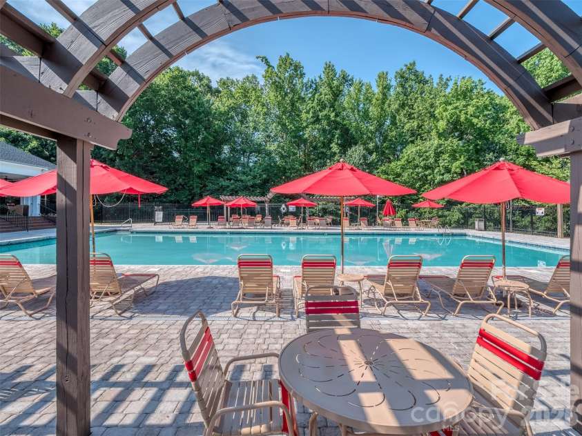 7829 Ponderosa Pine Lane, Charlotte, NC 28215.  MLS# CAR4388248, YatesRealty ID 30661. 