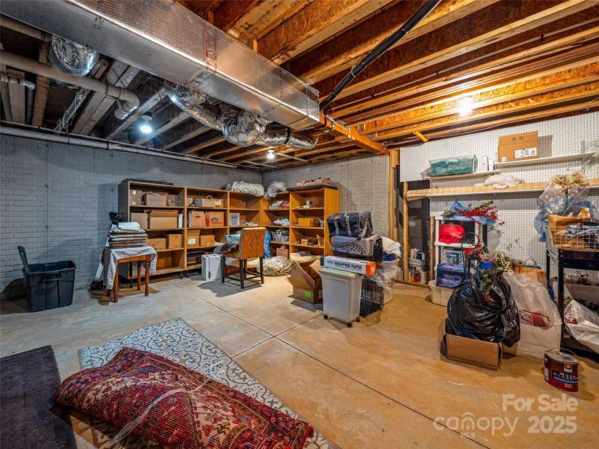 18 Mountain Orchid Way, Arden, NC 28704.  MLS# CAR4279626, YatesRealty ID 30662. 