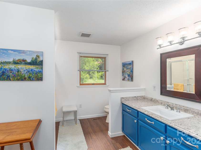 100 Bird Creek Drive, Waynesville, NC 28786.  MLS# CAR4270041, YatesRealty ID 30663. 