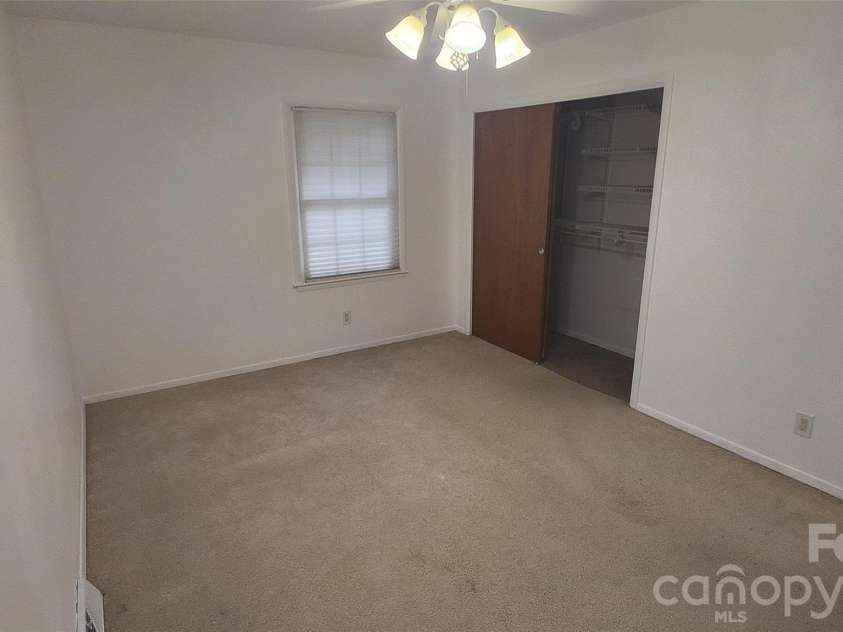 1920 Herrin Avenue, Charlotte, NC 28205.  MLS# CAR4392690, YatesRealty ID 30663. 