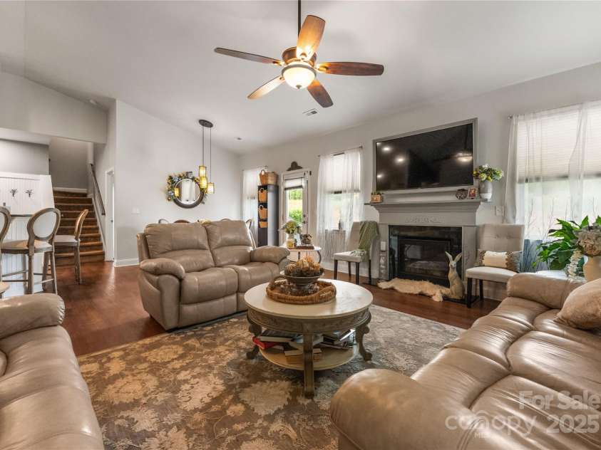 163 Sassafras Road, Mooresville, NC 28115.  MLS# CAR4269975, YatesRealty ID 30664. 