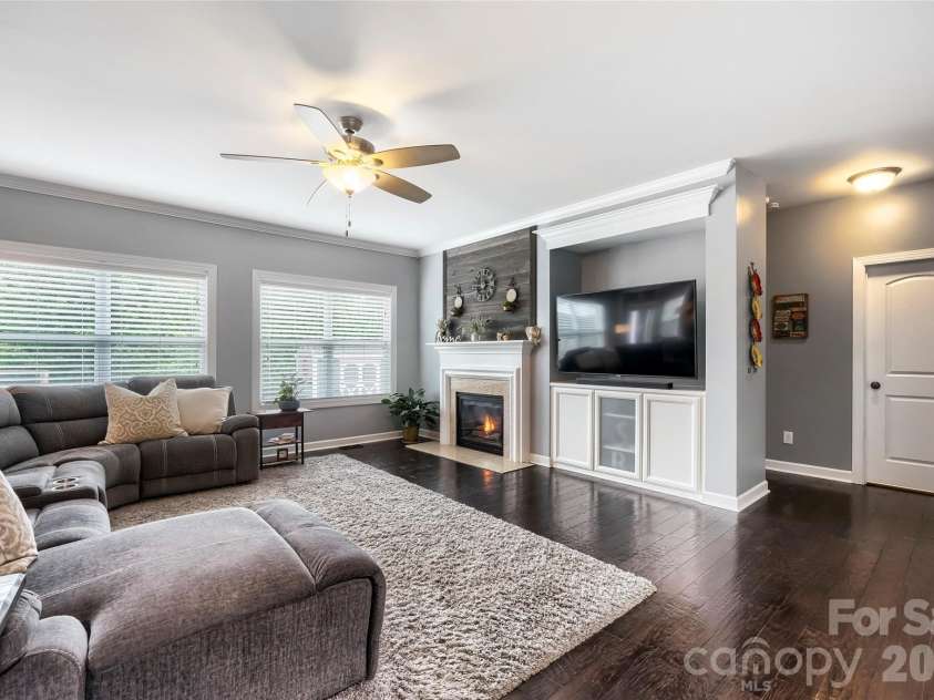 412 Sutro Forest Drive, Concord, NC 28027.  MLS# CAR4392206, YatesRealty ID 30664. 