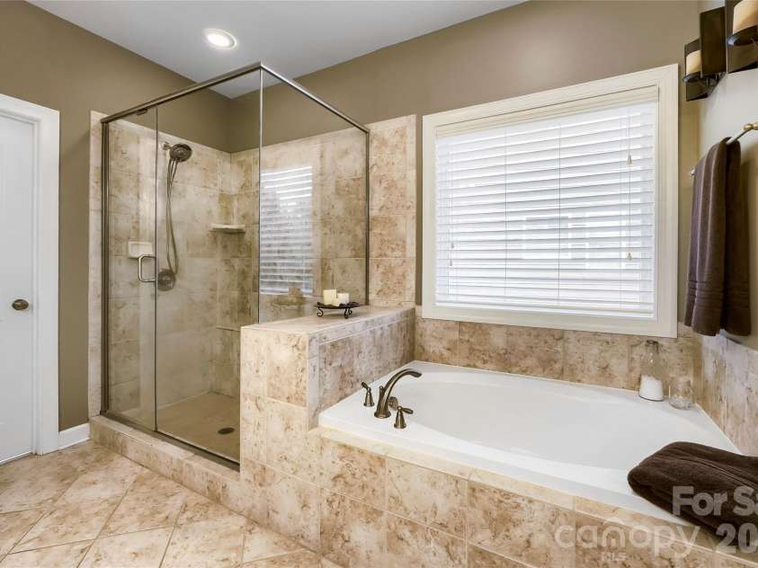 412 Sutro Forest Drive, Concord, NC 28027.  MLS# CAR4392206, YatesRealty ID 30664. 