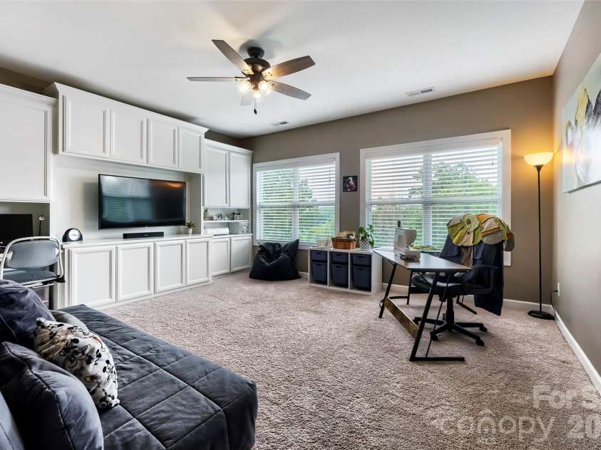412 Sutro Forest Drive, Concord, NC 28027.  MLS# CAR4392206, YatesRealty ID 30664. 